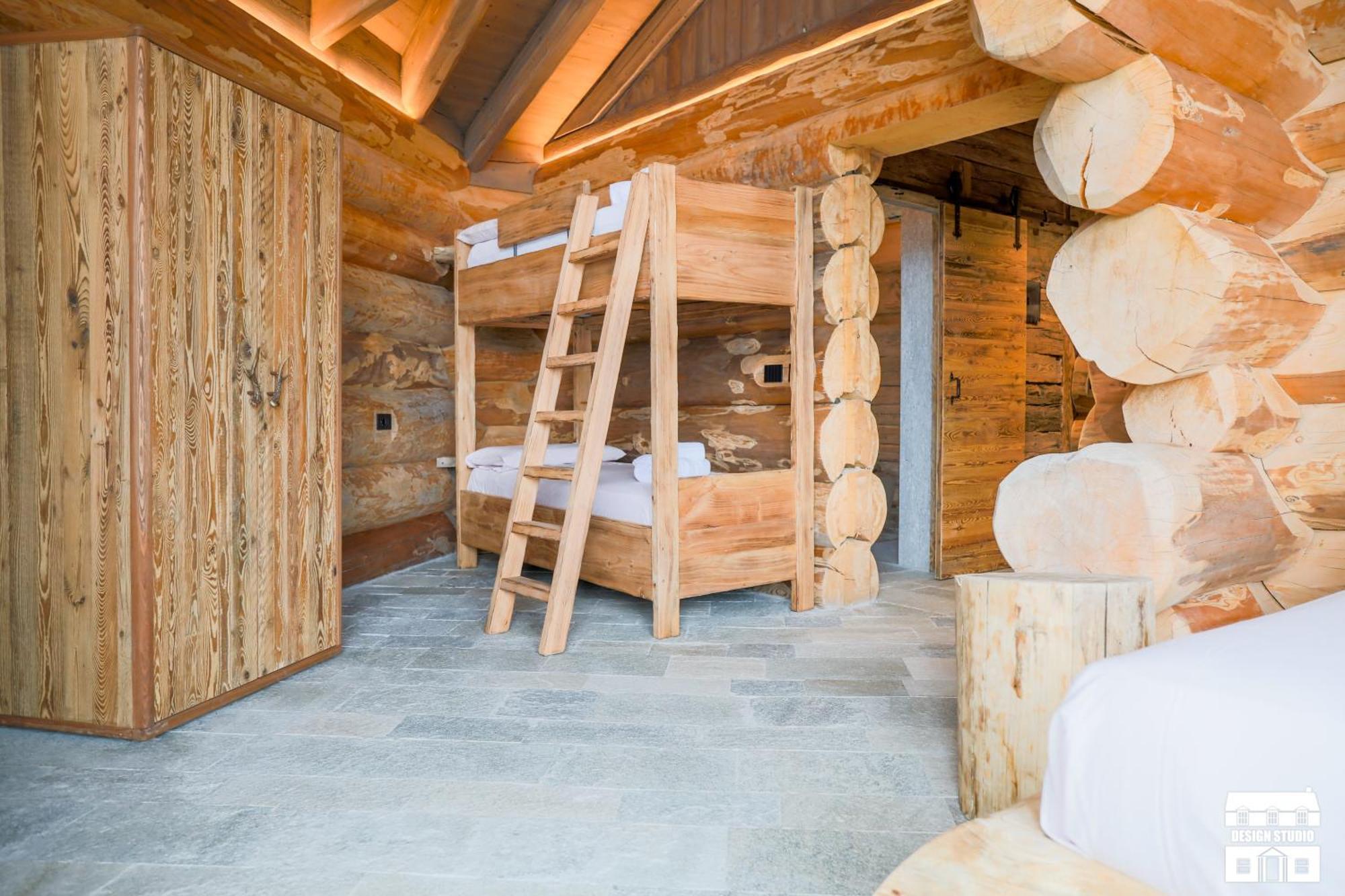 Chalet Antico Legno By Design Studio Sueglio Exterior foto